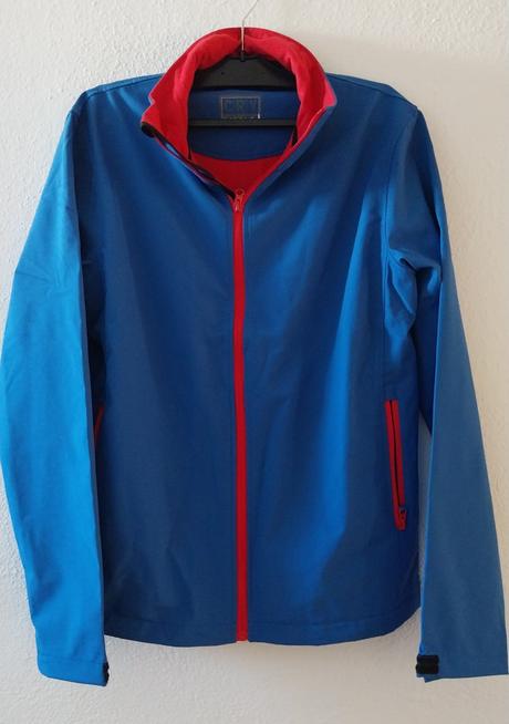 Modrá softshellová bunda, s