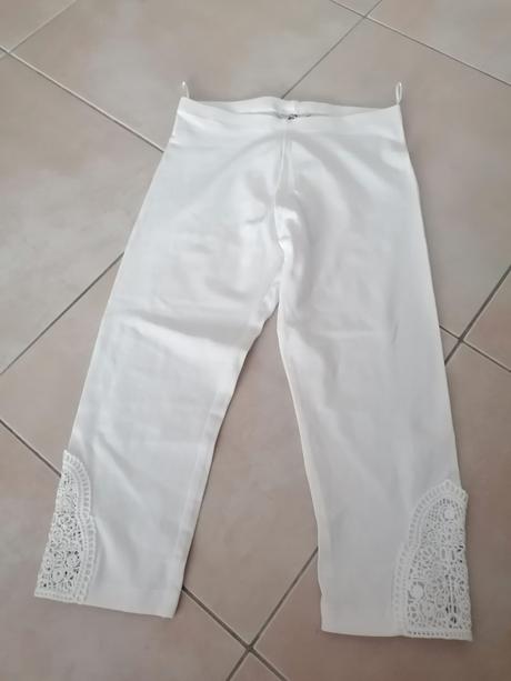 Biele 3/4-legíny s čipkou nenosené, c&a,140