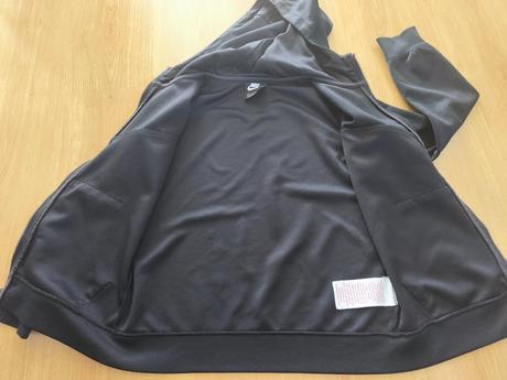 Športová, nike,140