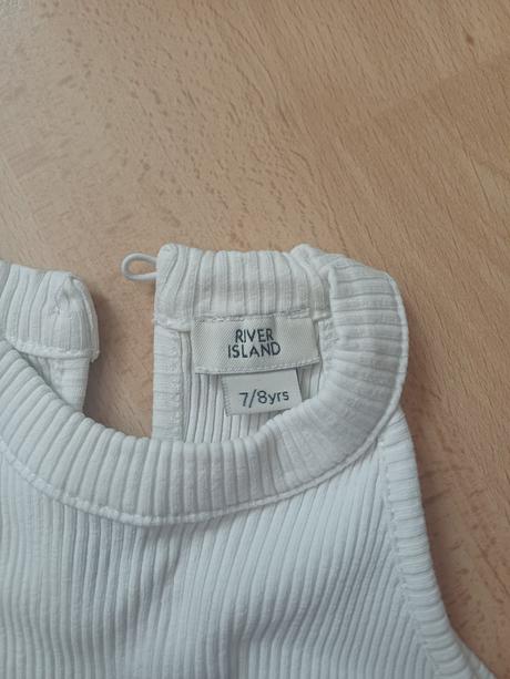Rebrovany crop top, river island,122