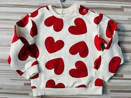 Nová krásna srdiečkovská mikinka, sinsay,92 / 98