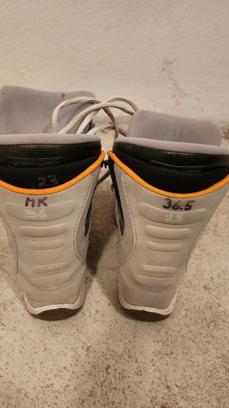 Snowboard topánky, 36