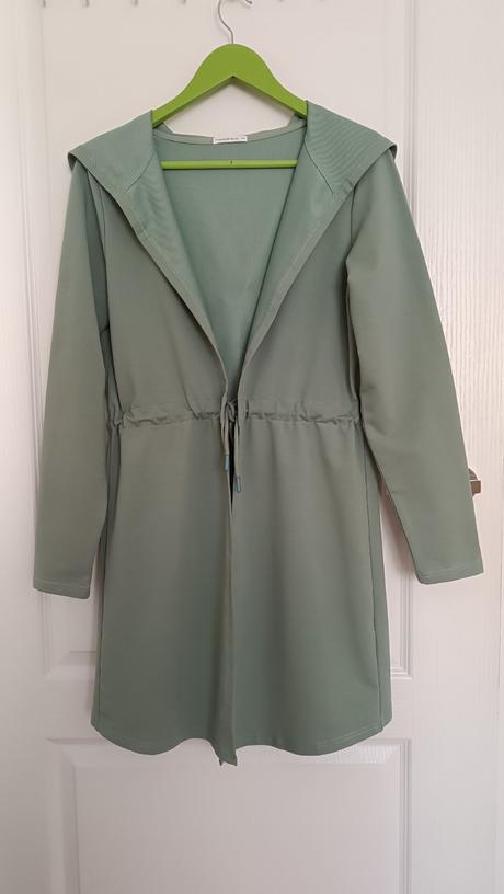 Kardigan na zaväzovanie, new yorker,40