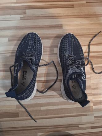 Tenisky, decathlon,33