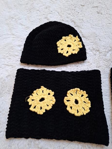 Háčkované sety, 128