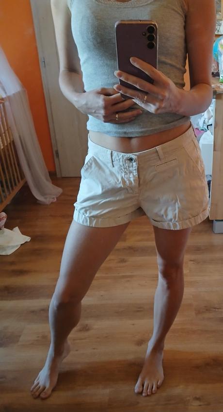 Béžové kratasy, s