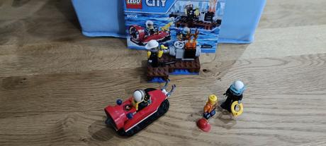 Lego city 60106,