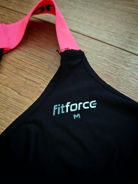 Pohodlné tričko na cvičenie, m