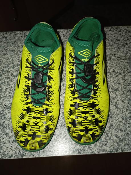 Botasky halové 6 veľkosť., umbro,36