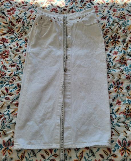 Rifľová bile sukňa, levis,26