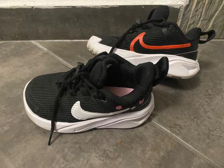 Detske tenisky, nike,22