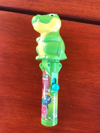 Dráčikový obal na lízatko,