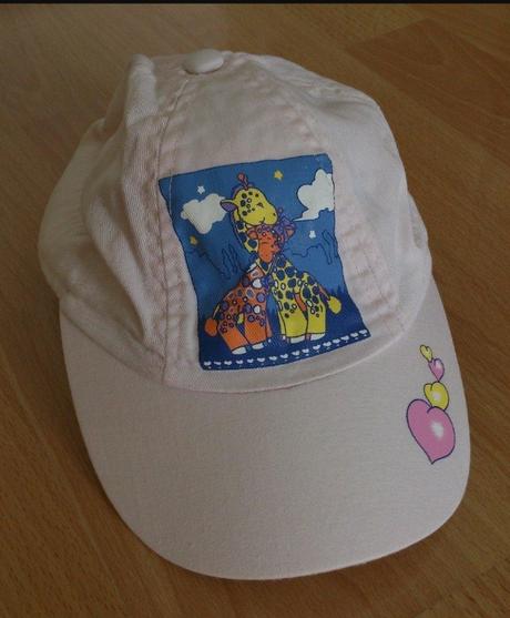 Šiltovka žirafky, 92