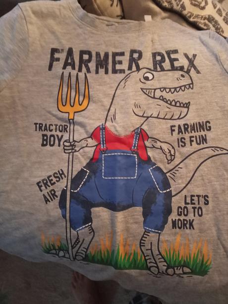 Tričká s dlhým rukávom., 104