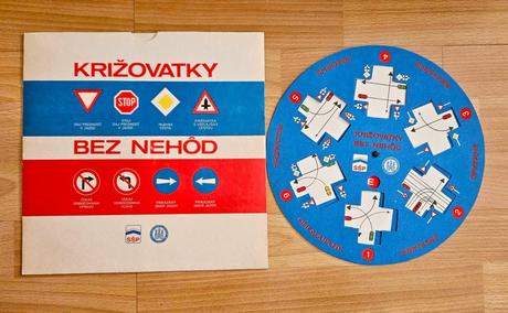 Papierové koleso križovatky bez nehôd, 