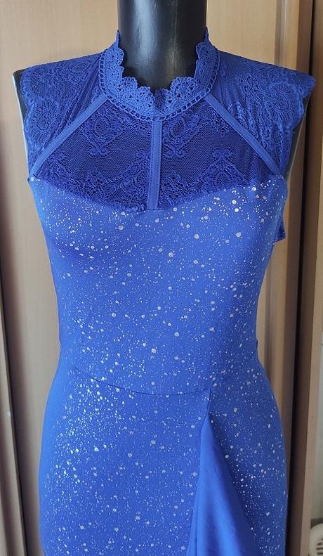 Nádherné spoločenské s, s