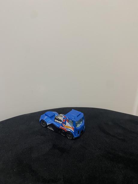 15 ks hot wheels kovové autíčka bez poškodenia, 