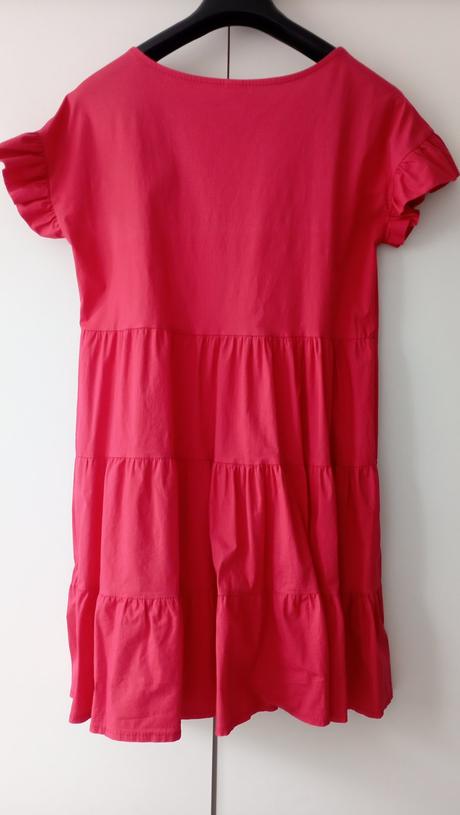 Volánové šaty (už s poštovným), s