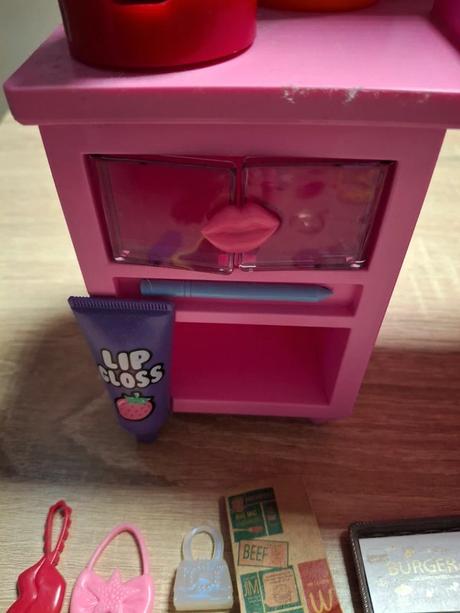 Sada barbie extra deluxe,