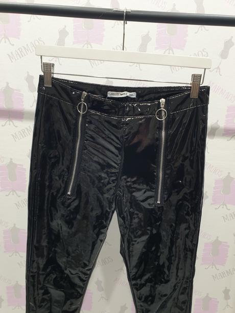 Lesklé extravagantné nohavice s, s