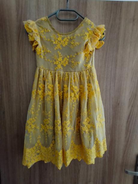 Dievcenske saty, 128