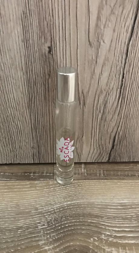 Escada fiesta carioca tyčinková voňavka do kabelky, 