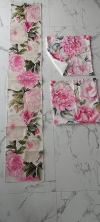 Obrus behúň aj vankúše, 