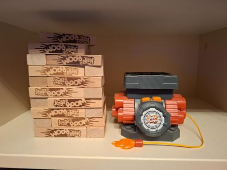 Jenga boom hra+ popit k tomu,
