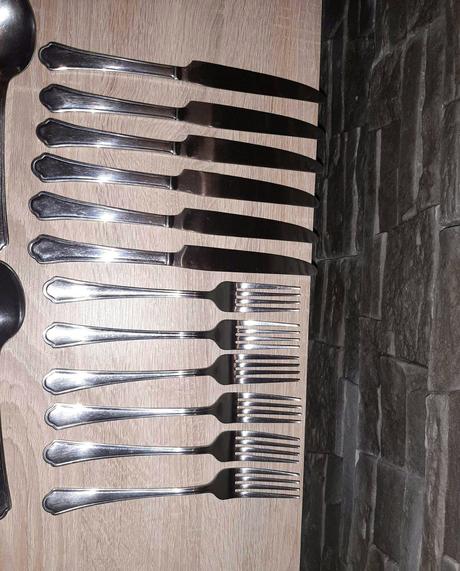 Sada príborov retro, 