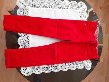 Cervene nohavice next, next,116