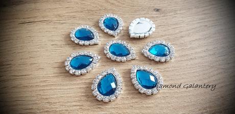 Štrasová slzička - 17 x 21 mm,