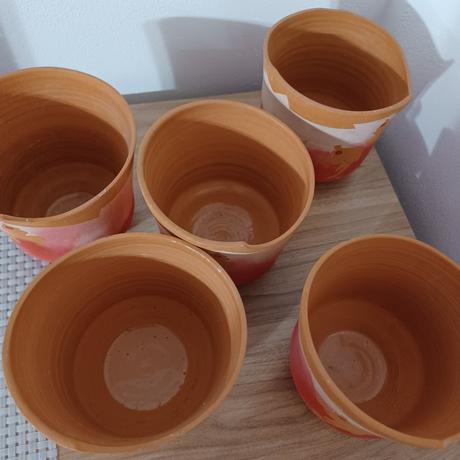 Keramické kvetináče,