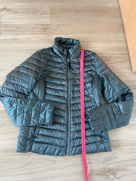 Vetrovka 36, esmara,s