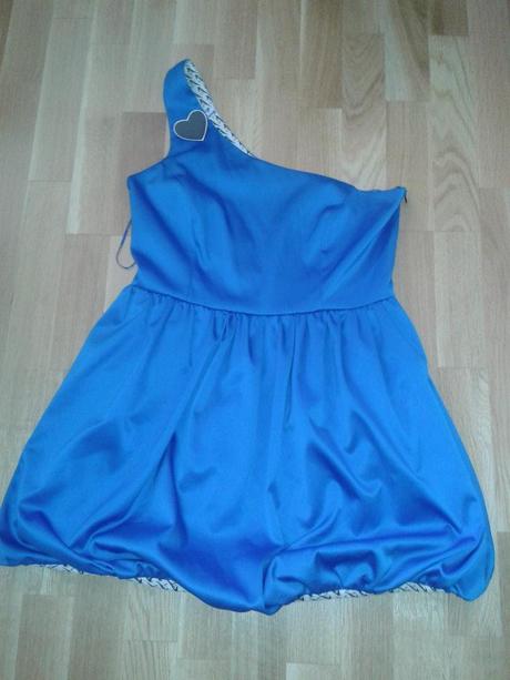 Modre saty so srdieckom, 40