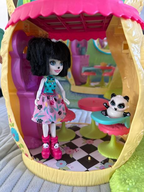 Enchantimals panda dom, 