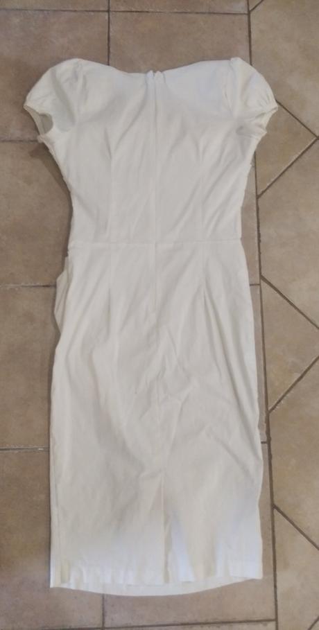 Krasne elegantné midi saty, m