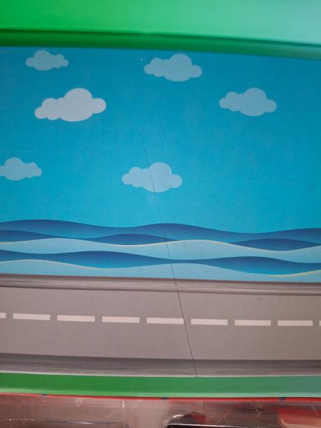 Magneticka skladacka auta,