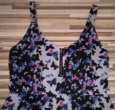 Letné motýikové šaty, 38