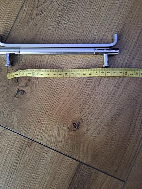 Úchytky na skrinky 4x, 