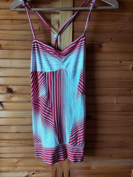 Letný top na ramienka, m