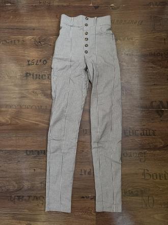 Elastické kárované nohavice cropp s vyšším pásom, 32