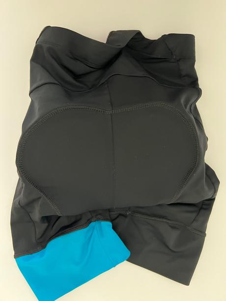 Cyklistické športové šortky btwin, decathlon,152