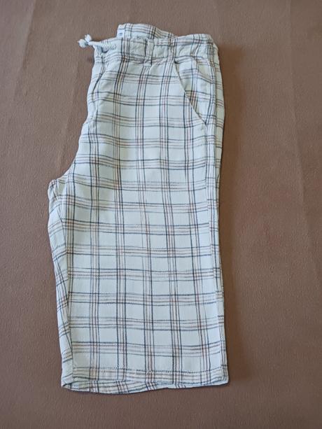 Trištvrťáky, zara,152