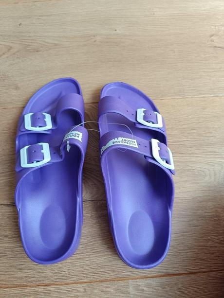 Fialove slapky 39, 39