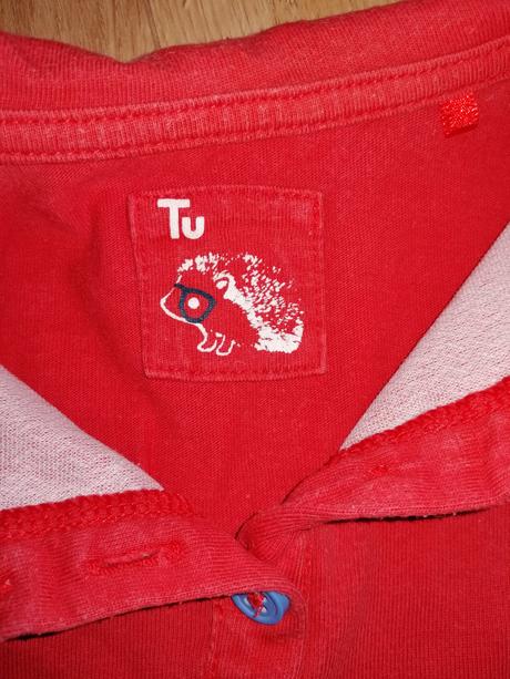 Červené tričko s ježkami, tu,92
