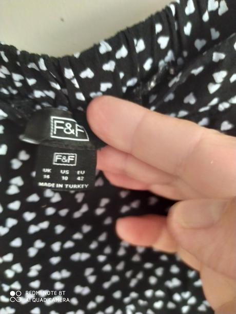 Dámska krátka sukňa, f&f,40