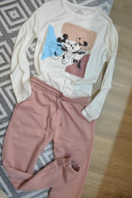 Parádne púdrovo ružové zateplené tepláky xs/m, s