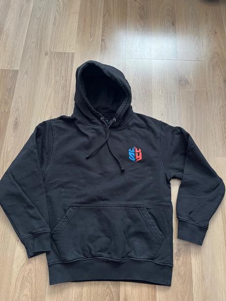 Mikina siryakari, 134