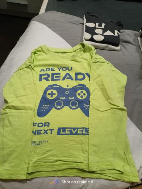 Tricko, reserved,128