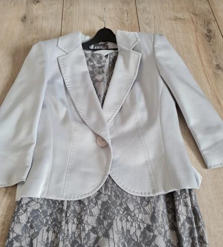 Krásny elegantný set - šaty, sako, opasok, l